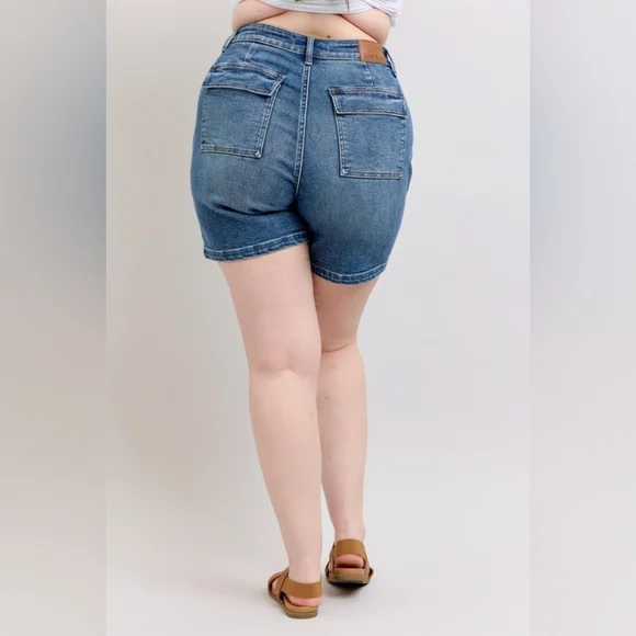Judy Blue High Rise Denim Mid-Length Enevlope Pockets Slim Fit Jean Shorts